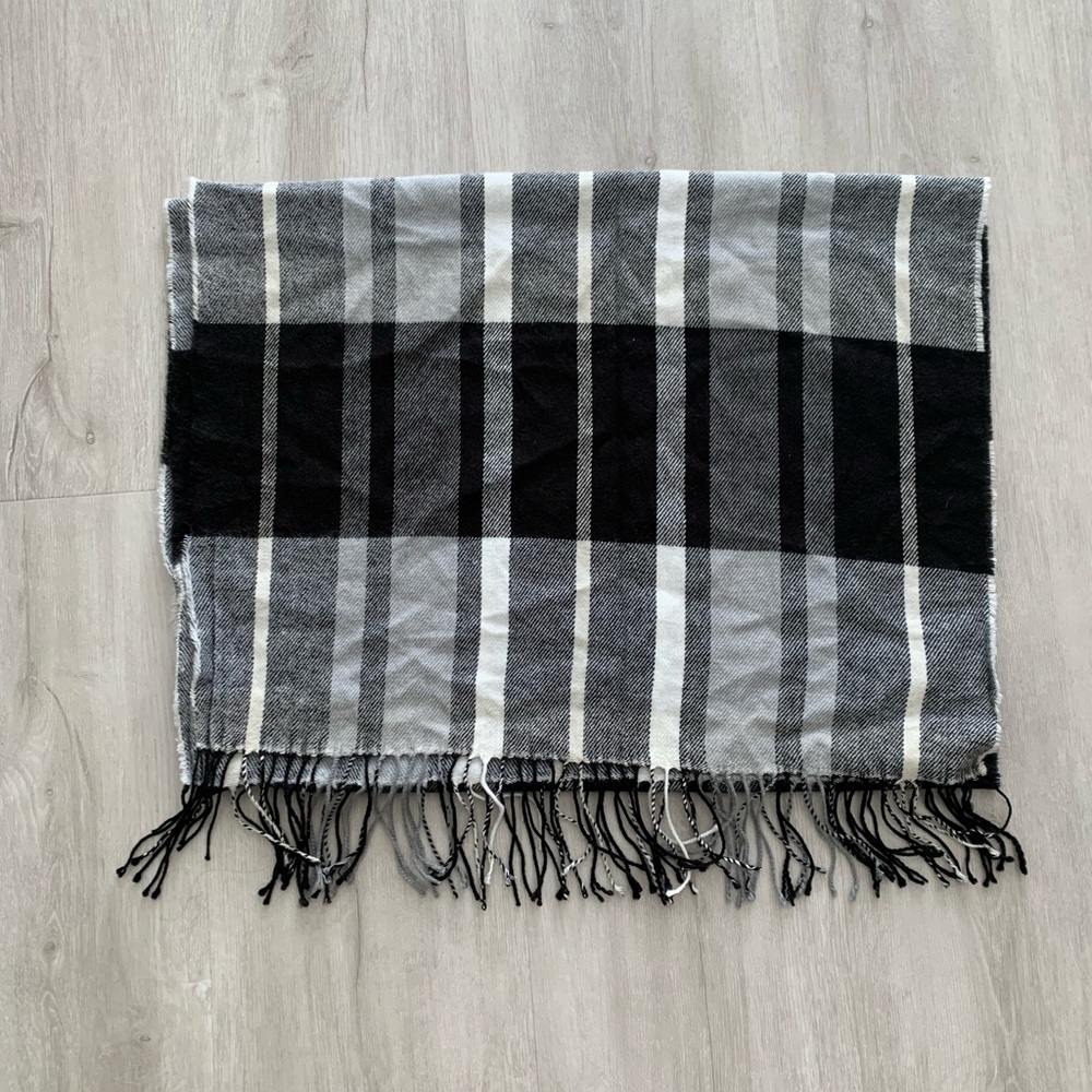Banana republic scarf